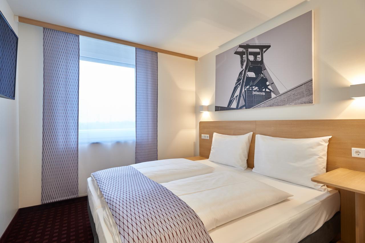 แม็คดรีม โฮเทล เอสเซิน Hotel เอสเซน ภายนอก รูปภาพ