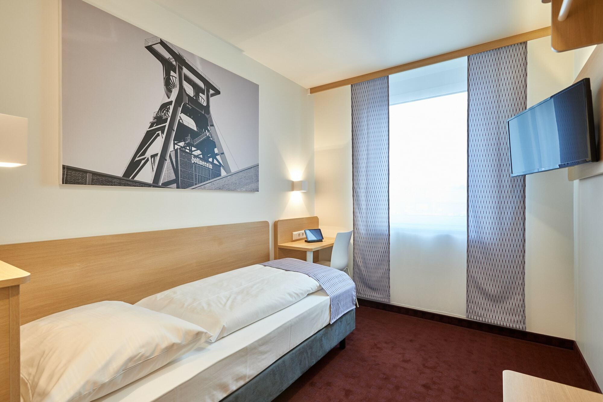 แม็คดรีม โฮเทล เอสเซิน Hotel เอสเซน ภายนอก รูปภาพ